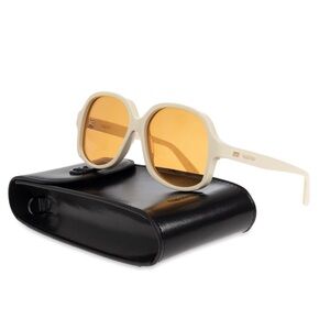 New! Valentino VLS 177C Cream Sunglasses with Orange Lenses, Authentic